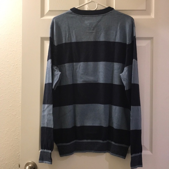 Tommy Hilfiger Men Crew V-neck Pullover Sweater - Picture 5 of 6